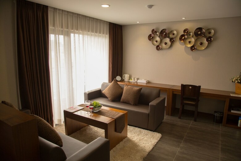 Reve Boutique Hotel