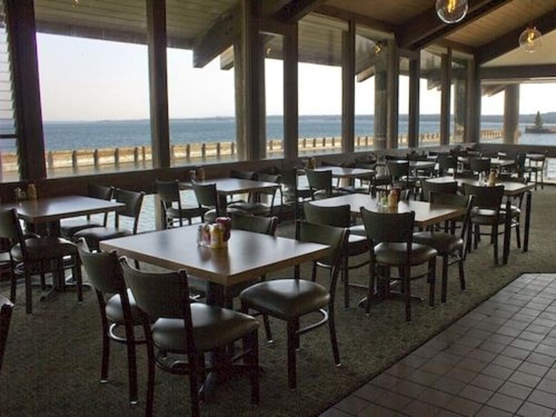 Hotel Grant Village - Inside The Park