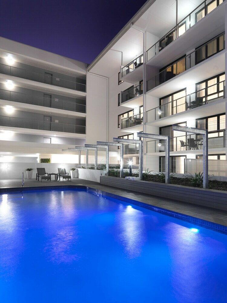 Aparthotel Oaks Mackay Carlyle Suites