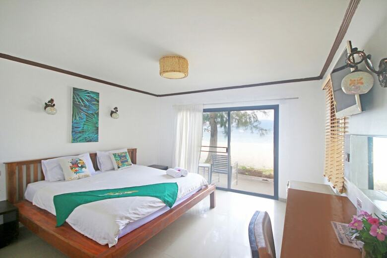 Hotel Coral Island Resort