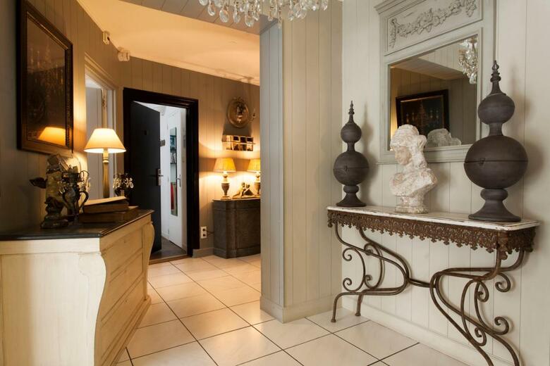 Hotel De L'avre
