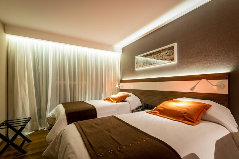 Yrigoyen 111 Hotel