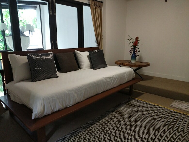 Hotel Baan Suan Residence