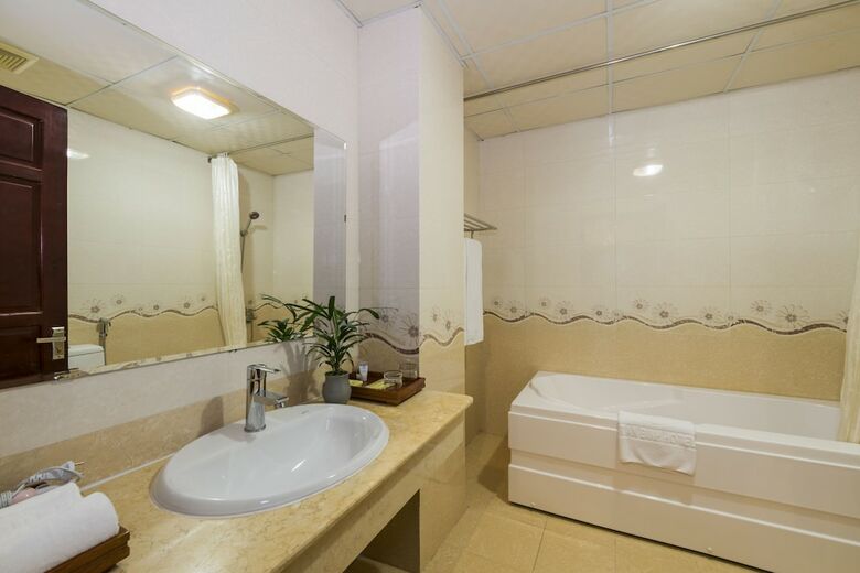 Tan Binh Hotel