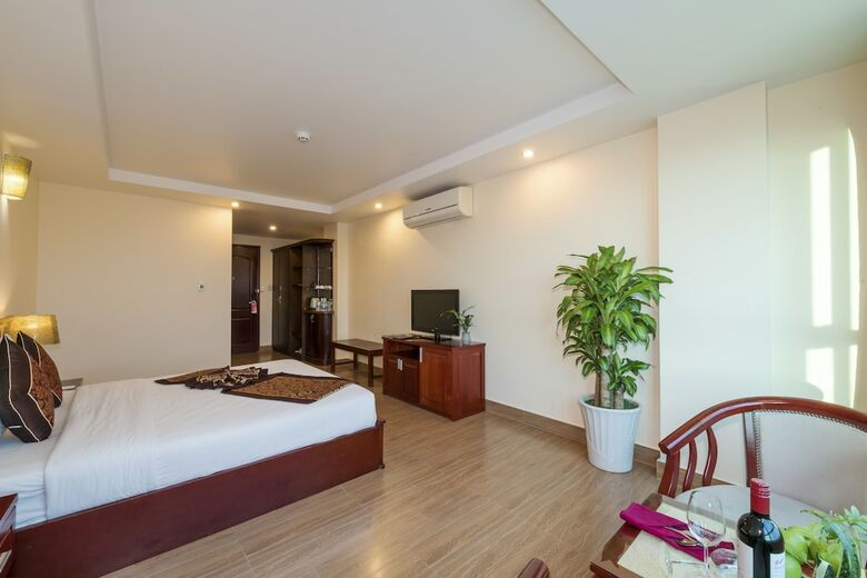 Tan Binh Hotel