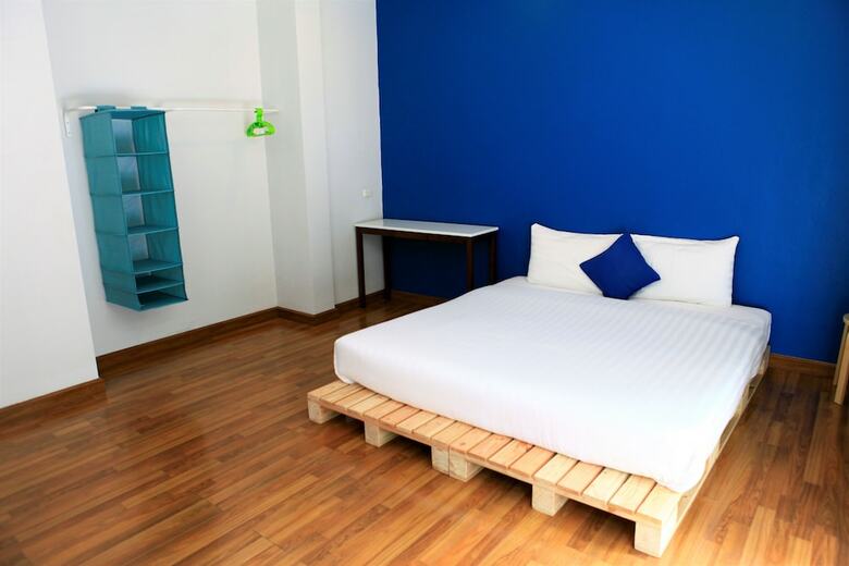Hotel Sea Host Inn