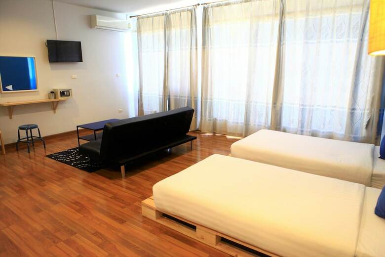 Hotel Sea Host Inn