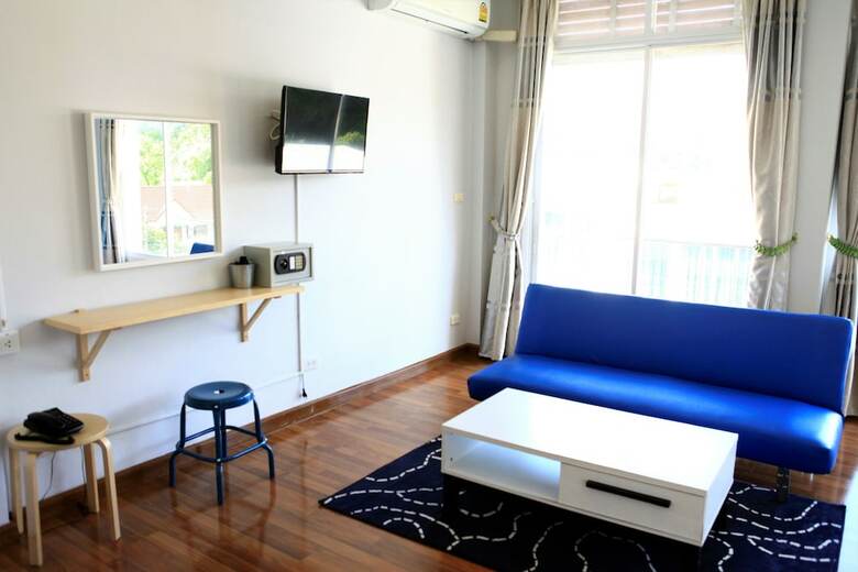Hotel Sea Host Inn