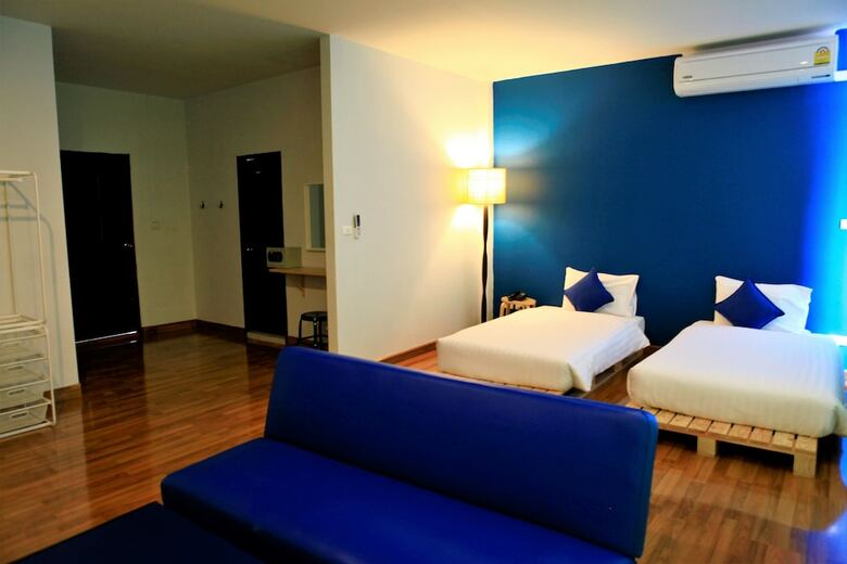 Hotel Sea Host Inn