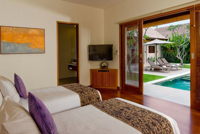 Saba Villa