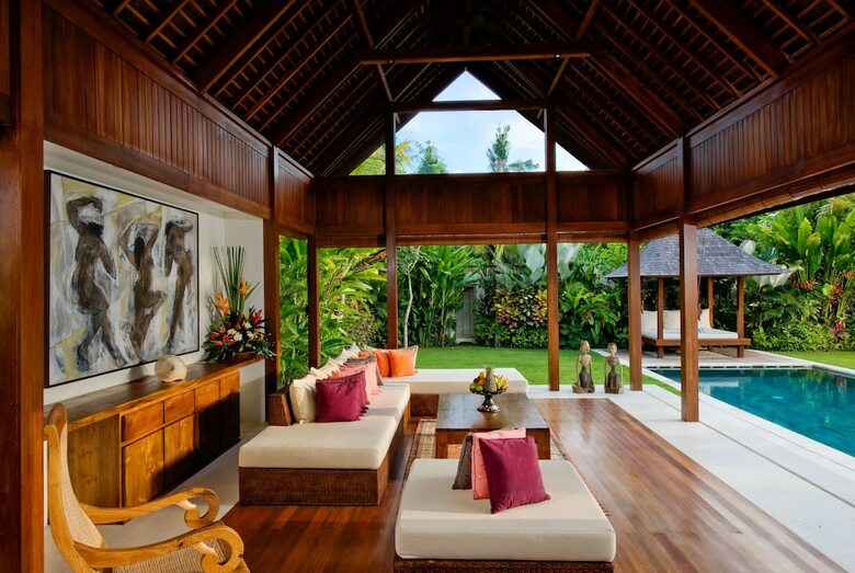 Saba Villa