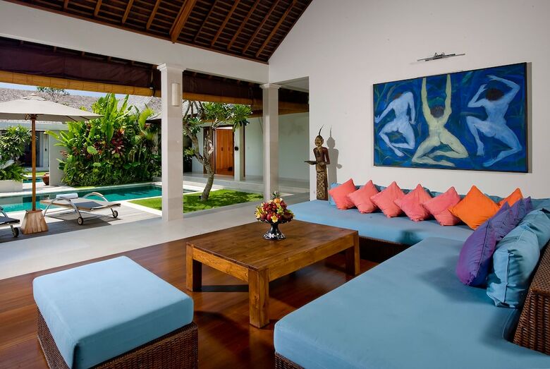 Saba Villa