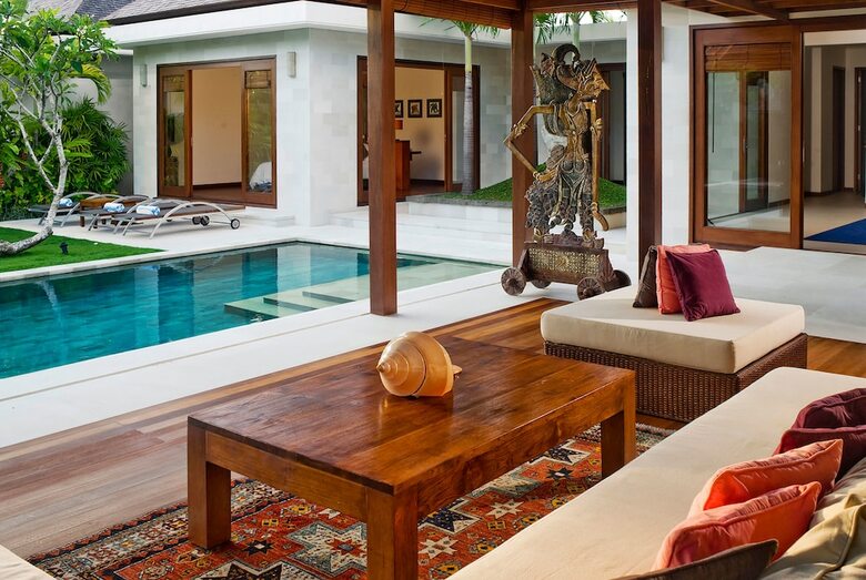 Saba Villa