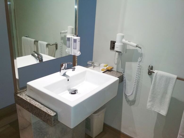 Comforta Hotel Tanjung Pinang