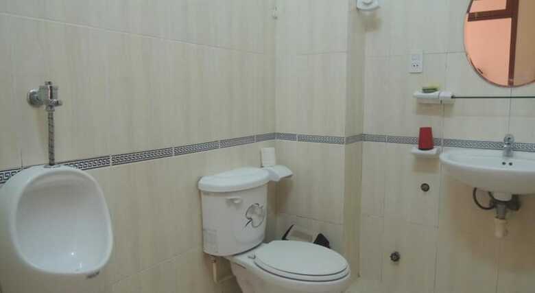 Nam Quang Hotel