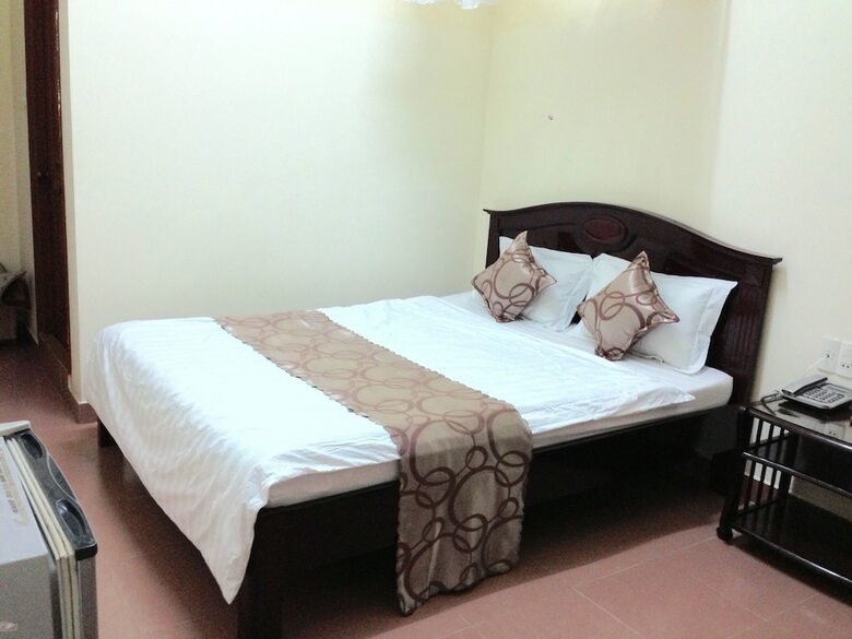 Nam Quang Hotel