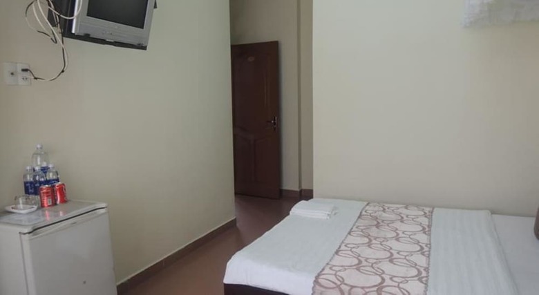 Nam Quang Hotel