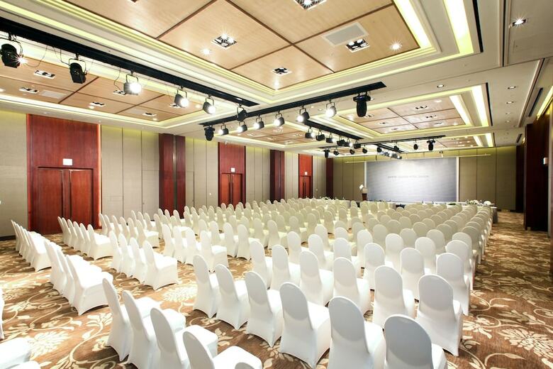 Lotte Hotel Saigon