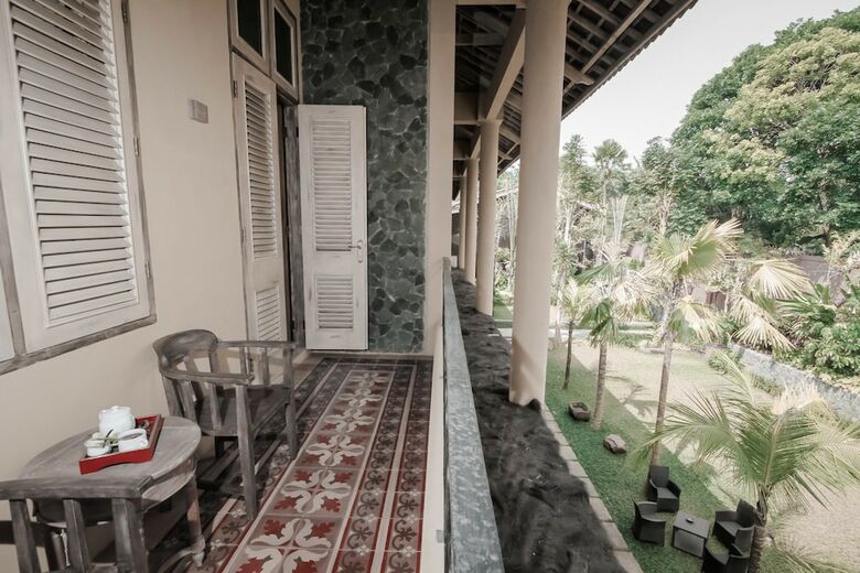 Hotel Kayu Arum Resort