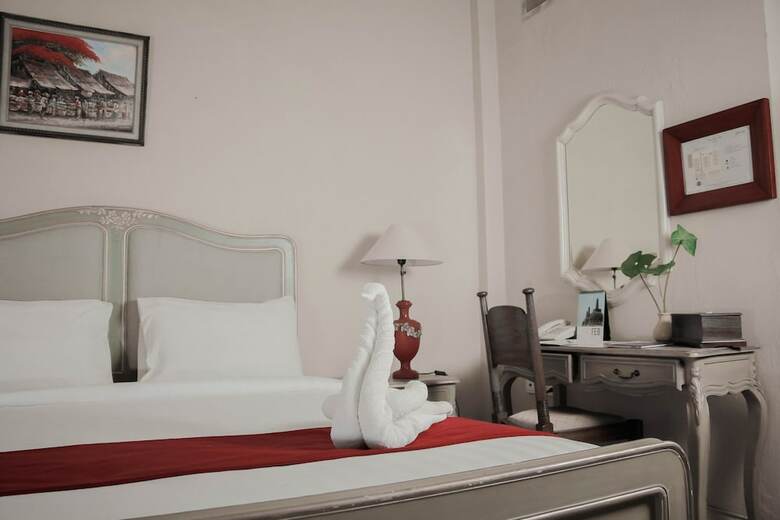 Hotel Kayu Arum Resort