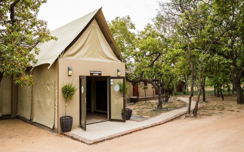 Cheetah Paw Eco Lodge