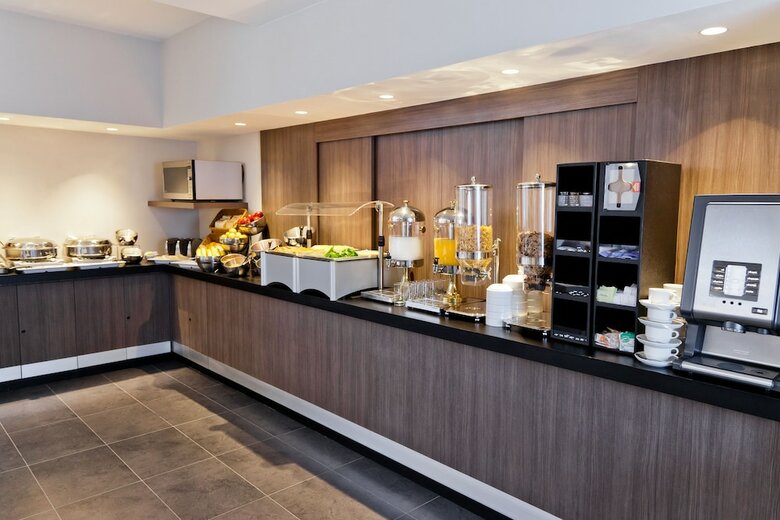 Hotel City Express Suites Puebla Finsa