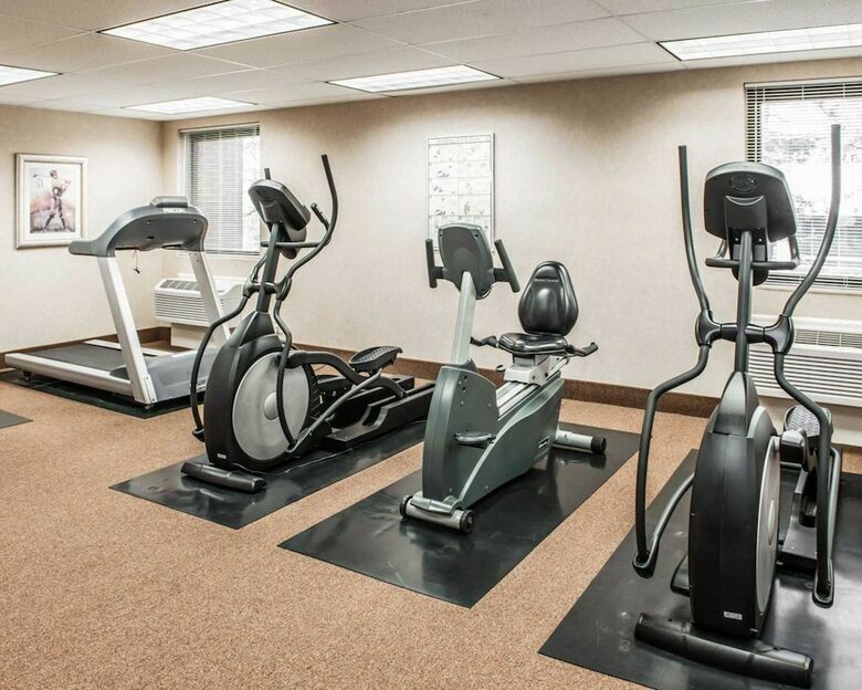 Hotel Quality Inn Indy Castleton