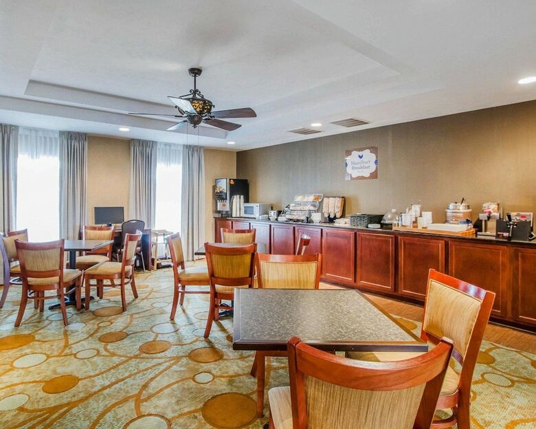 Hotel Mainstay Suites