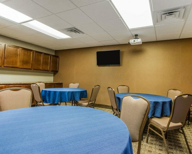 Hotel Mainstay Suites