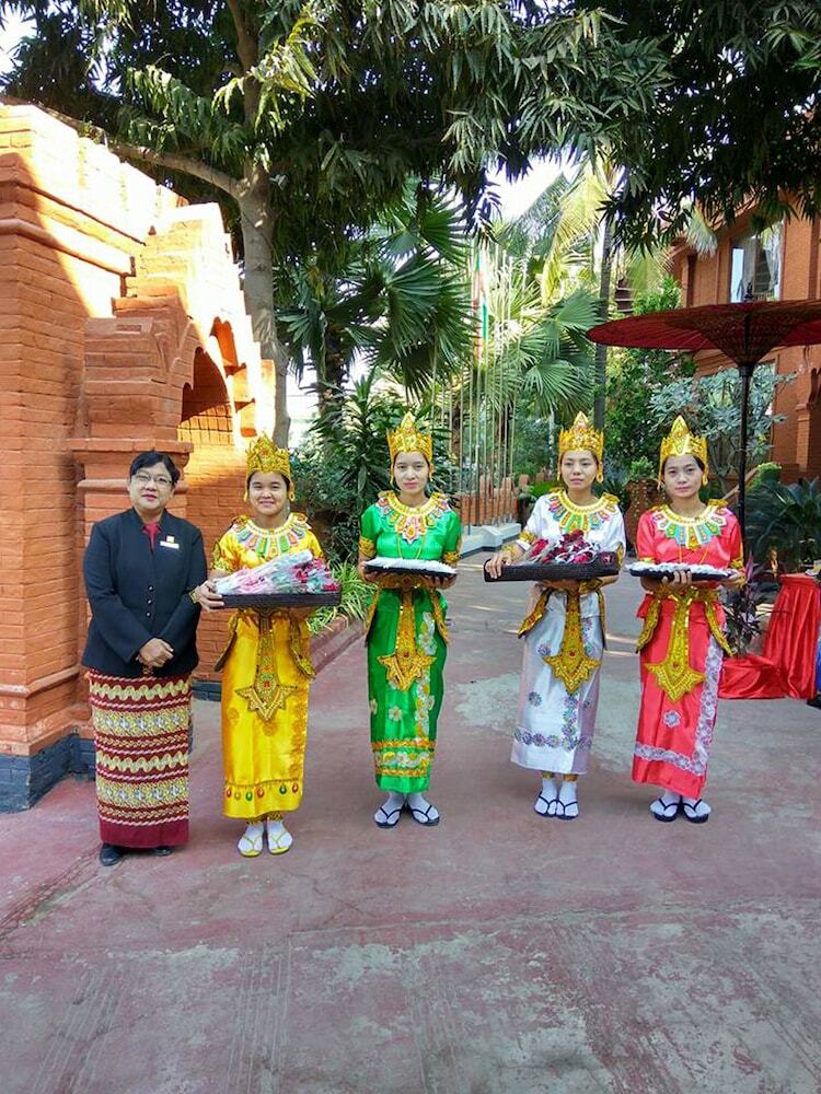 Hotel Sincere Smile Bagan