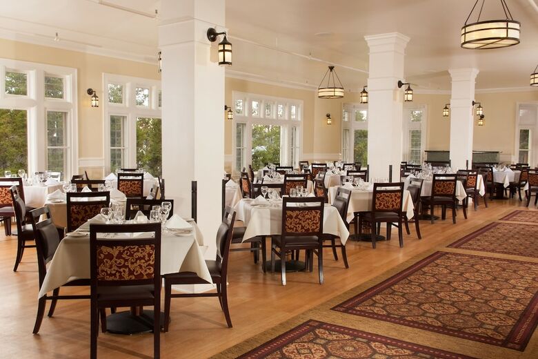 Lake Hotel And Cottages - Inside The Park