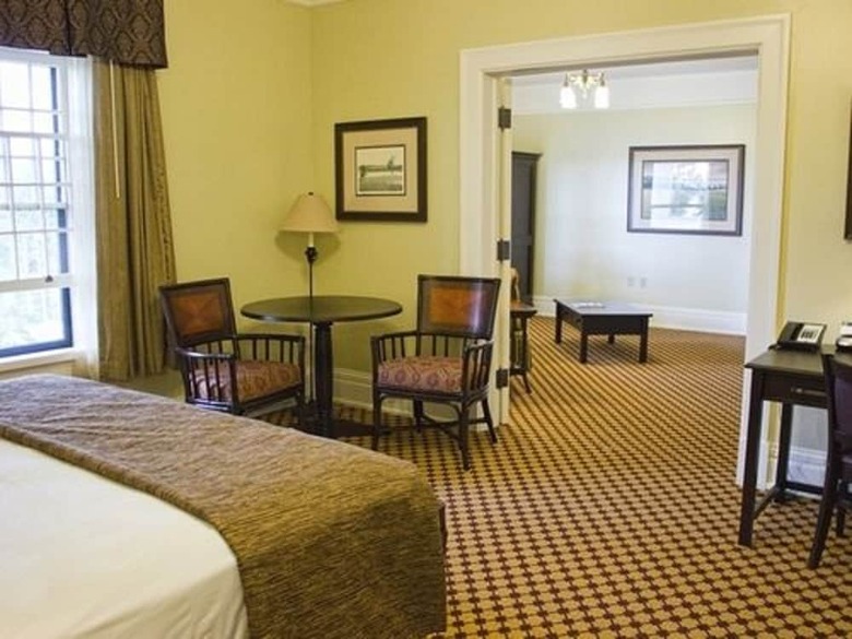 Lake Hotel And Cottages - Inside The Park
