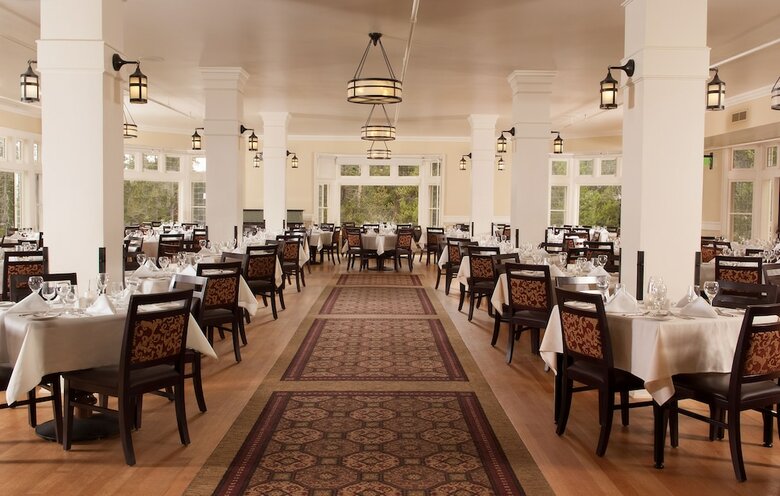 Lake Hotel And Cottages - Inside The Park