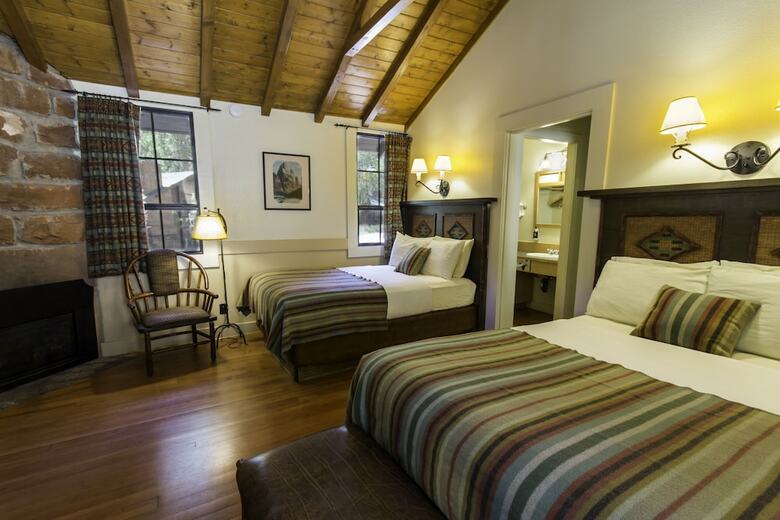 Hotel Zion Lodge - Inside The Park