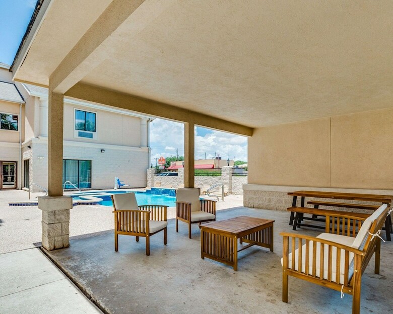 Hotel Comfort Suites Deer Park Pasadena