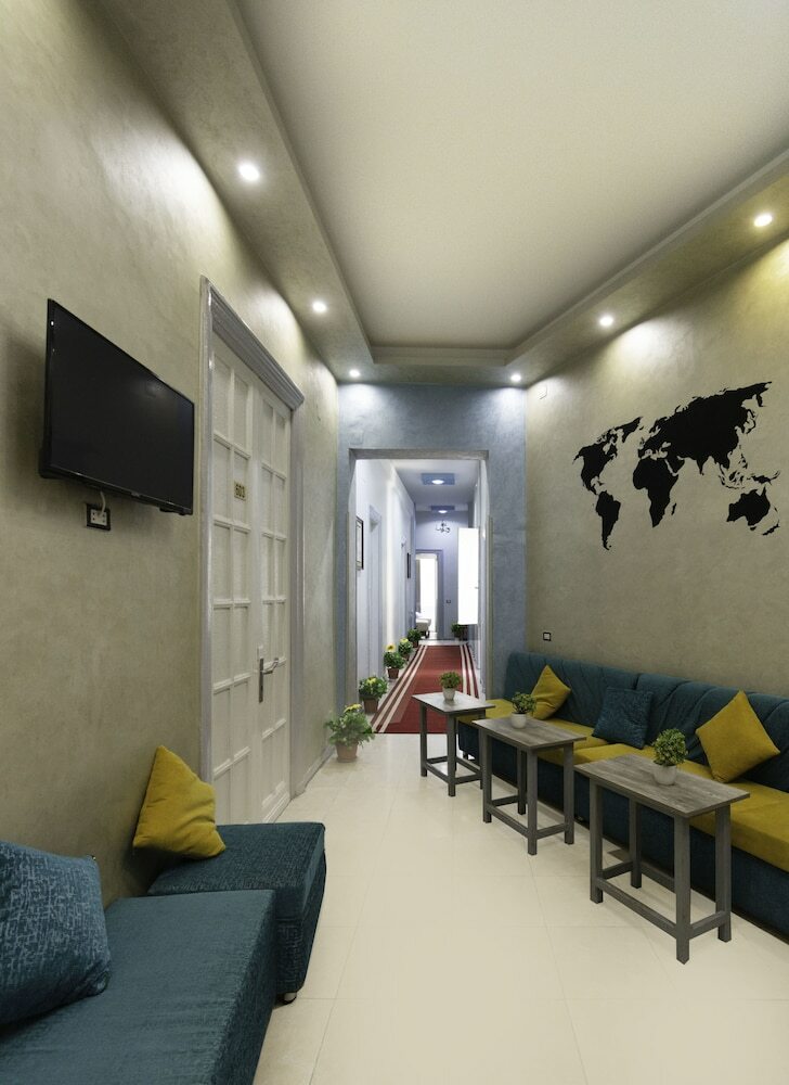 Hotel Minerva Downtown Hostel
