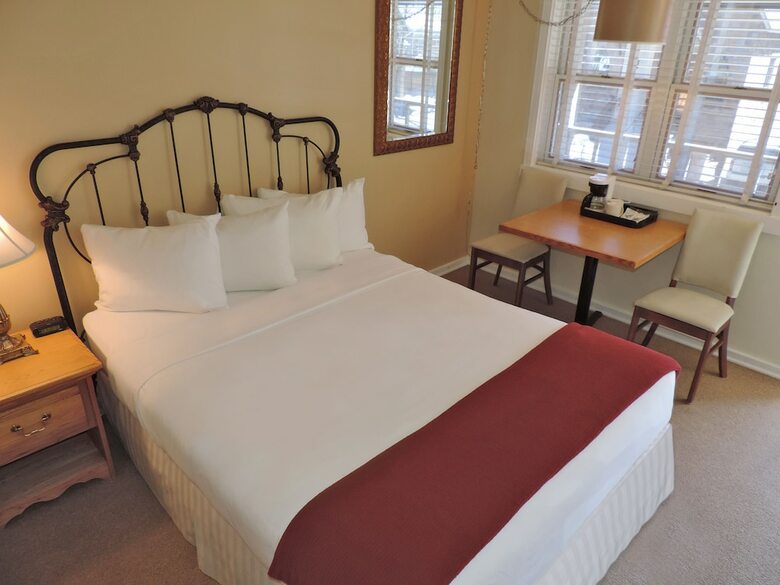 Hotel The Victorian Inn