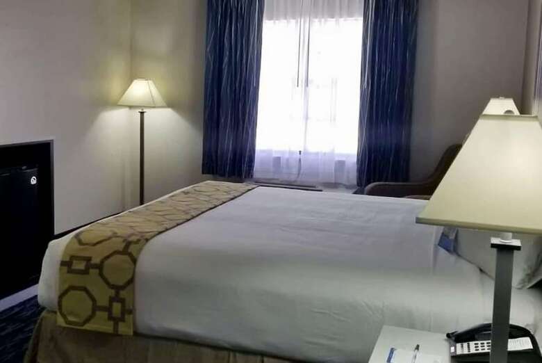 Hotel Baymont By Wyndham Port Arthur