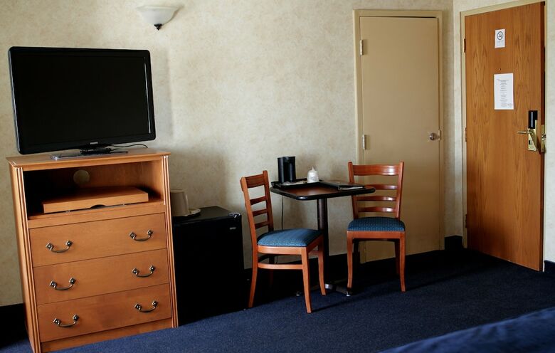 Glengate Hotel & Suites