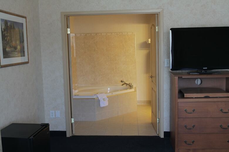 Glengate Hotel & Suites