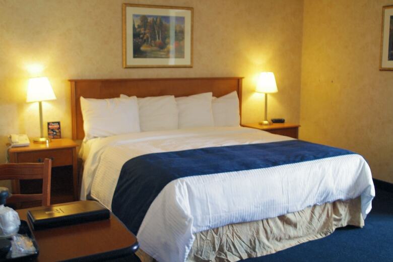 Glengate Hotel & Suites