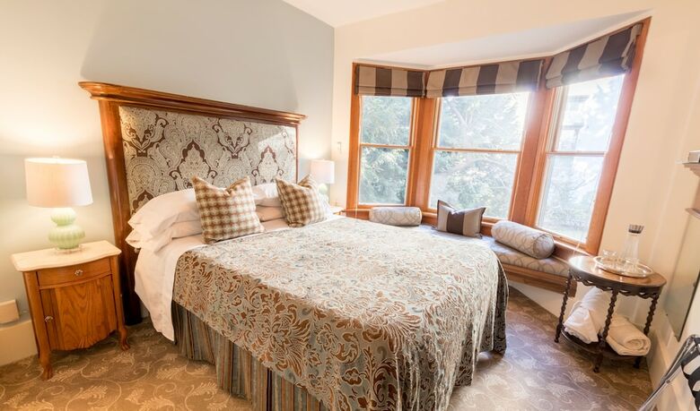 Bed & Breakfast West End Guest House