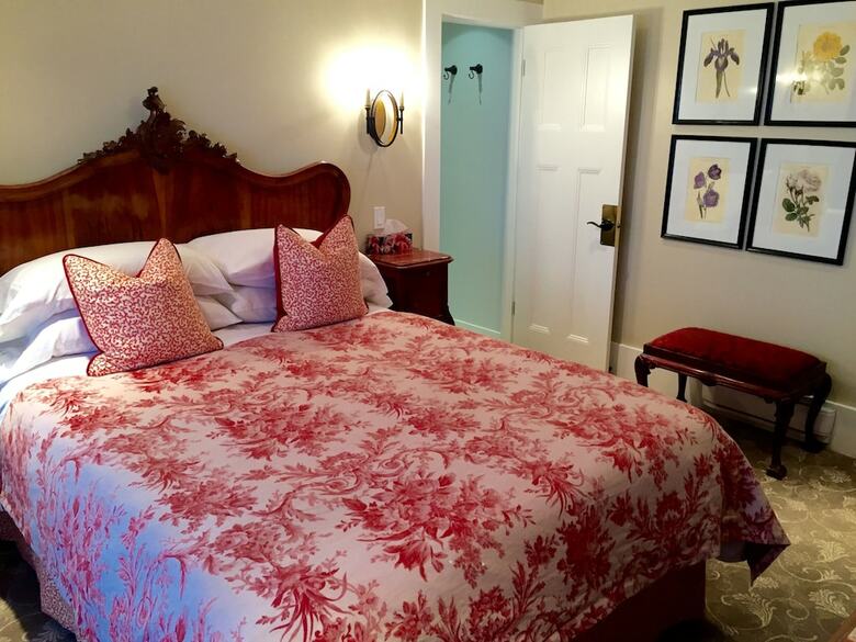 Bed & Breakfast West End Guest House