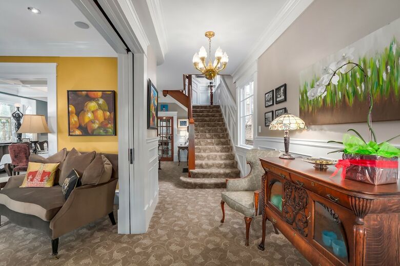 Bed & Breakfast West End Guest House