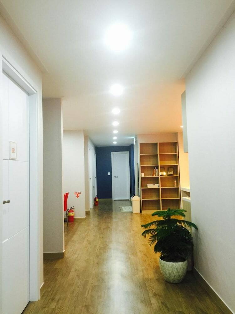 Hostal Malmani Guest House - Hostel
