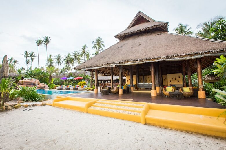 Hotel Tinkerbell Resort