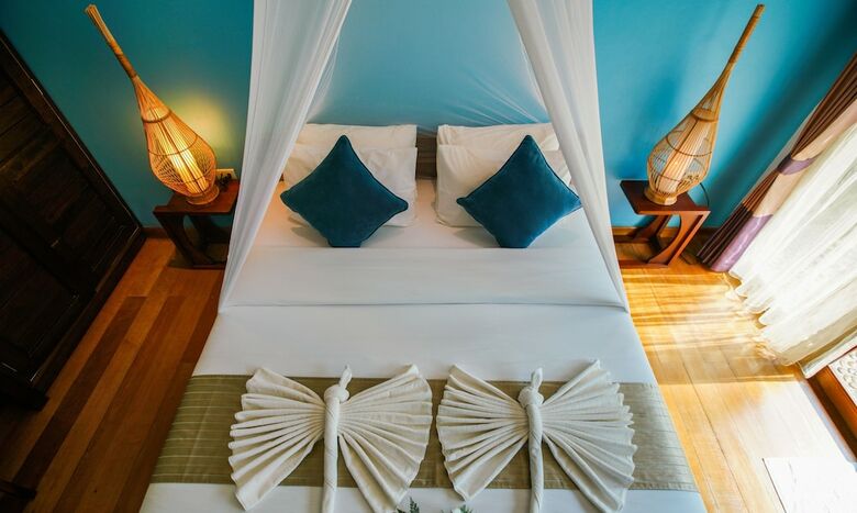 Hotel Tinkerbell Resort