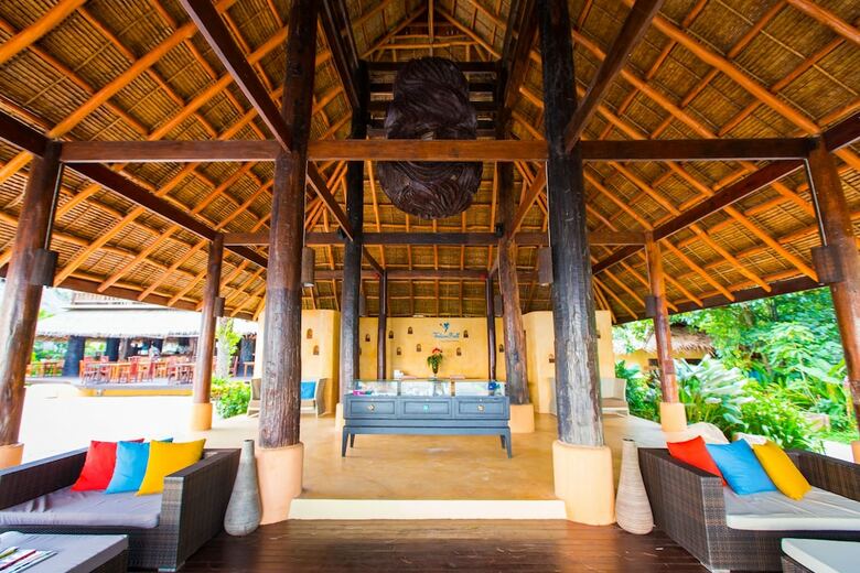 Hotel Tinkerbell Resort
