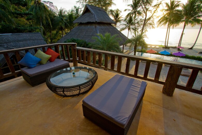 Hotel Tinkerbell Resort