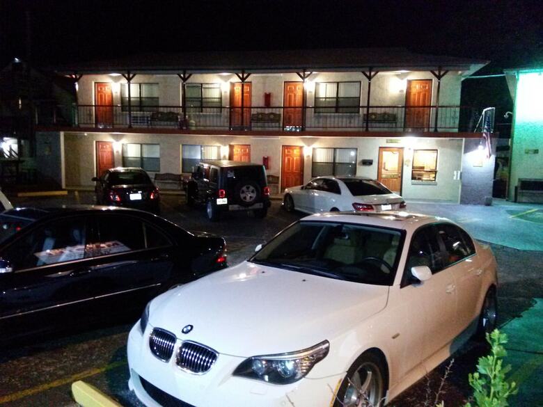 Motel Merida Inn And Suites